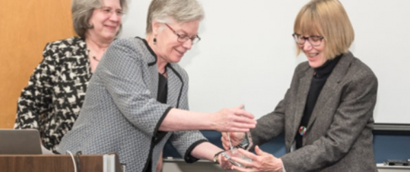 Nancy Cartwright Receives Distinguished Alumni Award